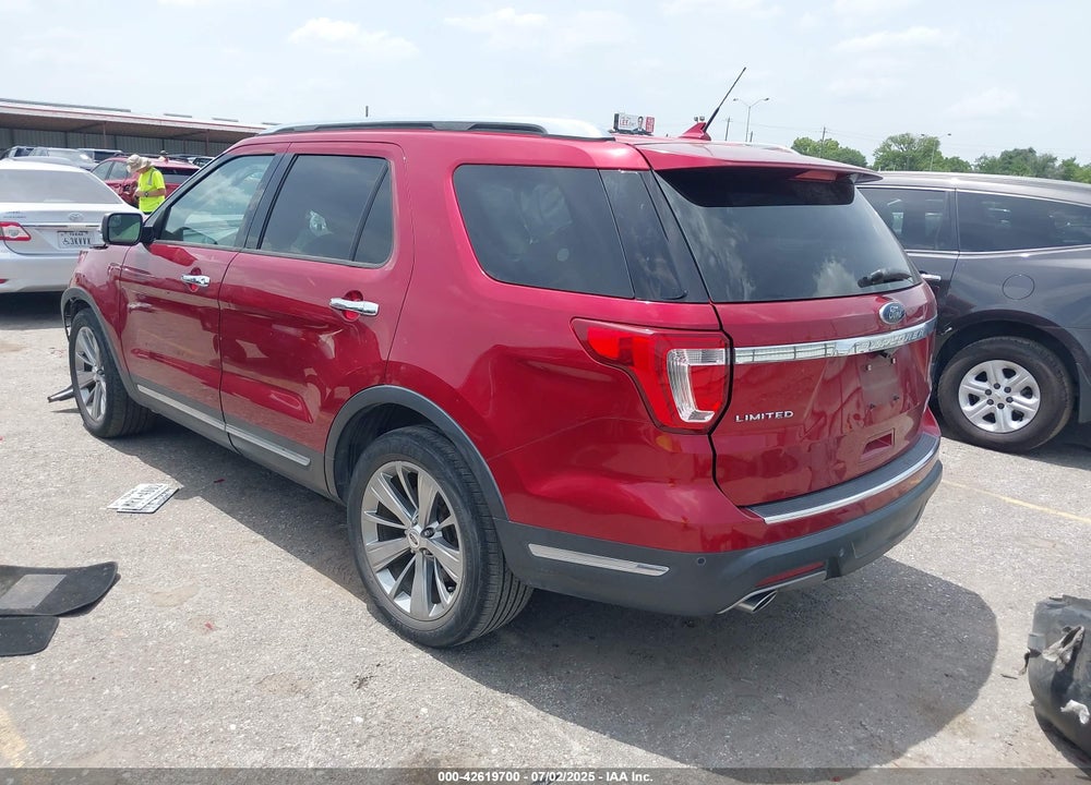 2018 FORD EXPLORER VIN: 1FM5K7F82JGA46892