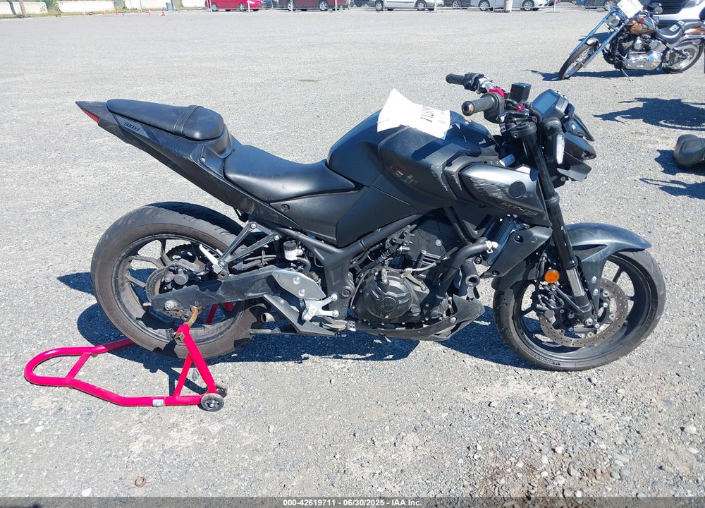 2024 YAMAHA MT-03 VIN: MH3RH20Y8RK013602