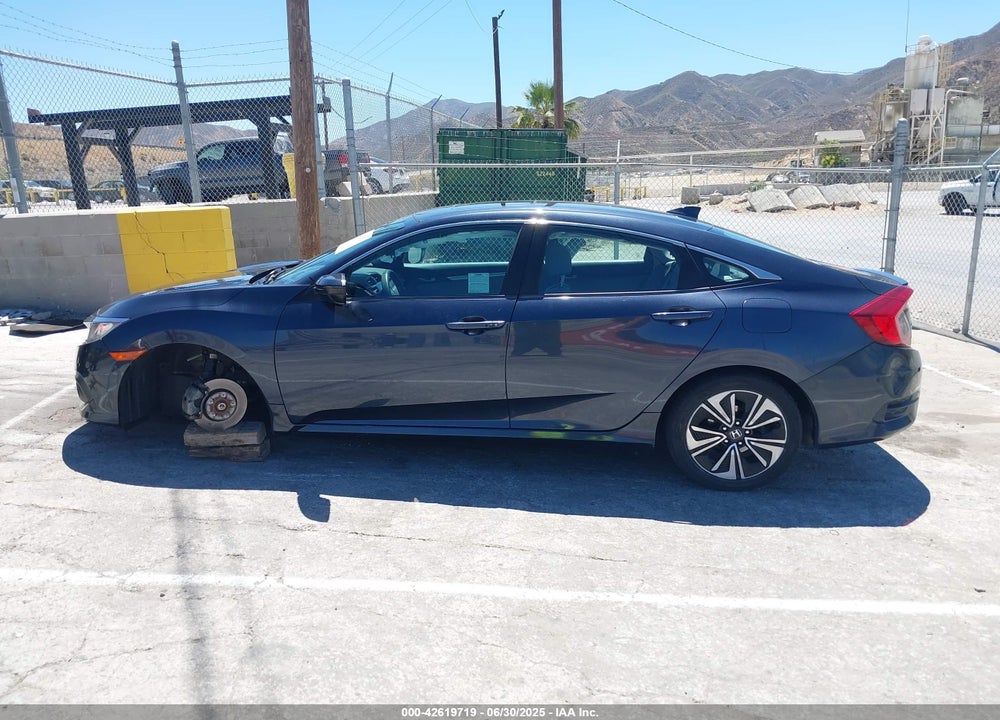 2016 HONDA CIVIC VIN: 19XFC1F32GE202445