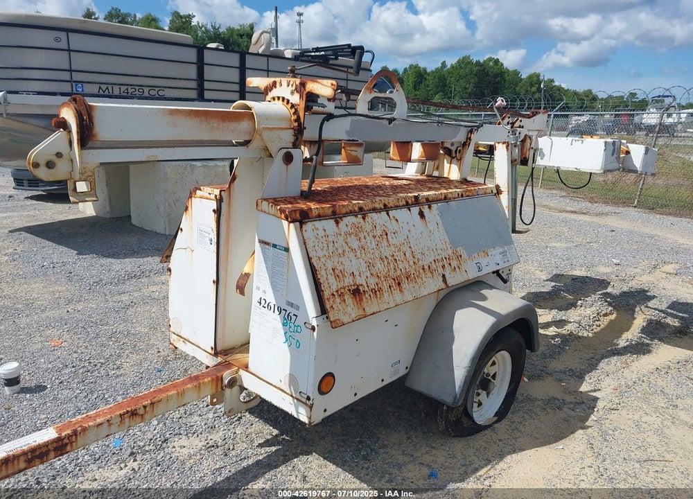 2003 EQUIPMENT GENIE LIFT TML4000N VIN: 00000000000188074