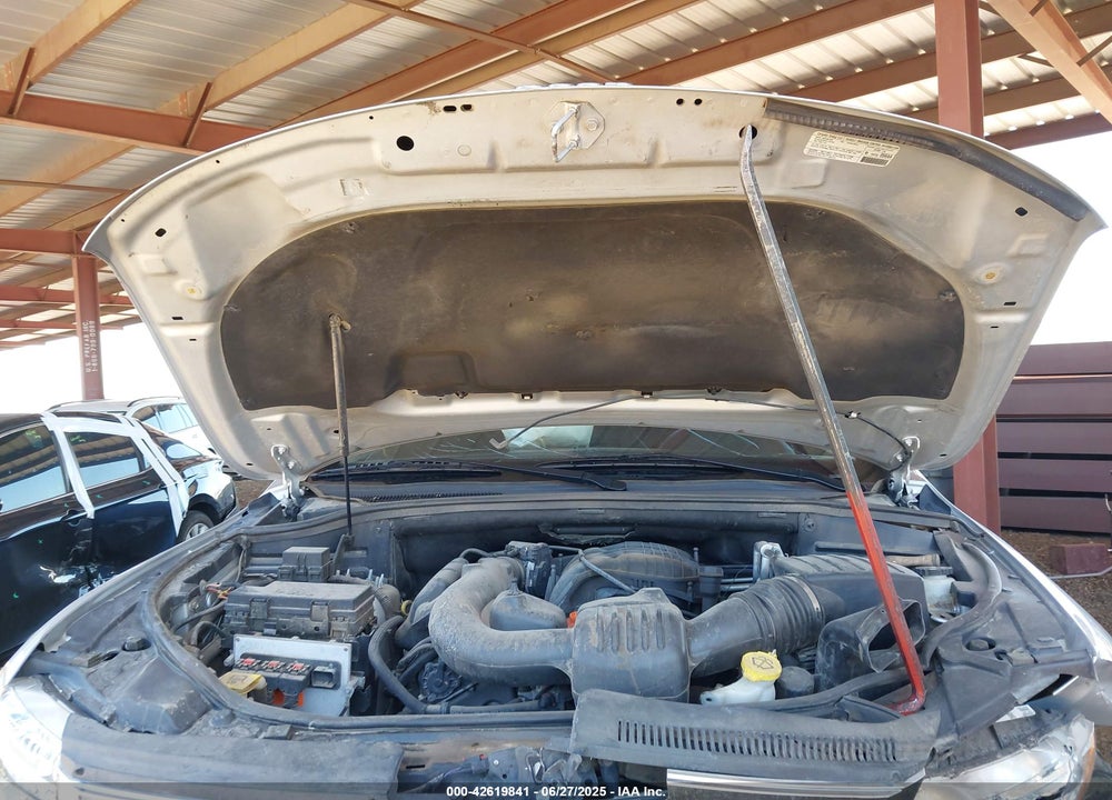 2013 JEEP GRAND CHEROKEE VIN: 1C4RJFBG2DC643844