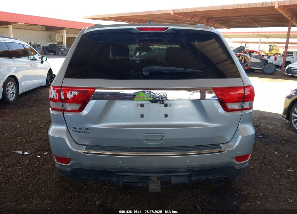 2013 JEEP GRAND CHEROKEE VIN: 1C4RJFBG2DC643844