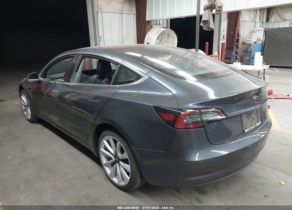 2018 TESLA MODEL 3 VIN: 5YJ3E1EA4JF009504