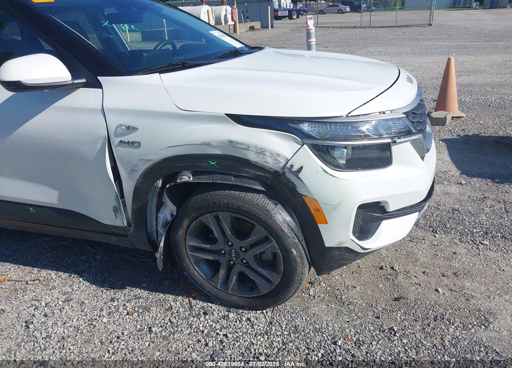 2022 KIA SELTOS VIN: KNDEPCAA1N7330044
