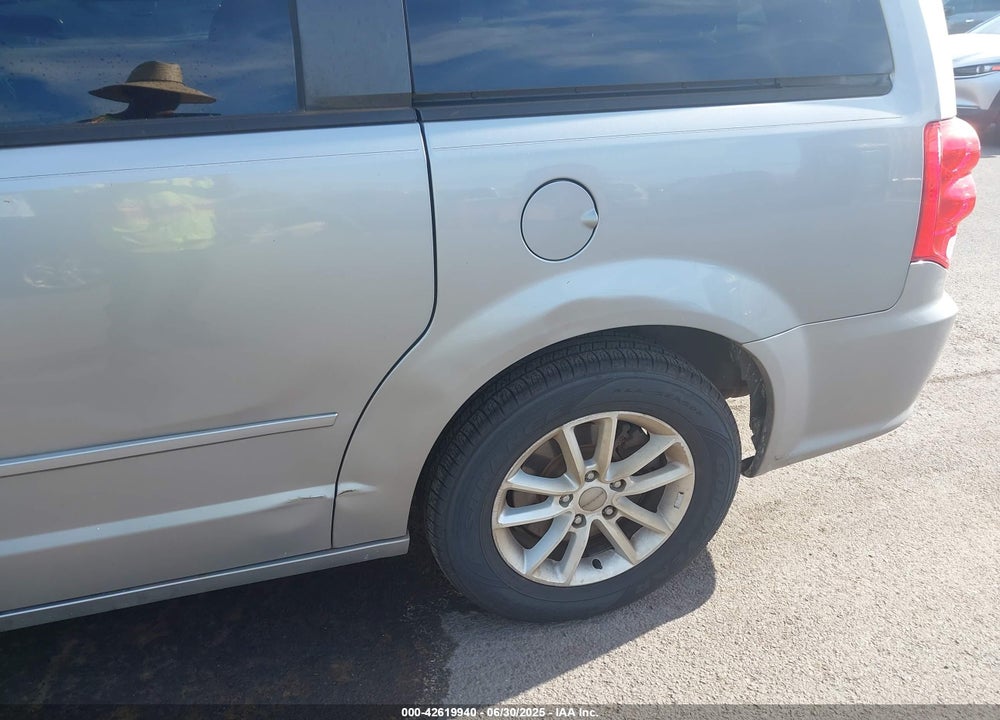 2016 DODGE GRAND CARAVAN SXT VIN: 2C4RDGCG8GR328005