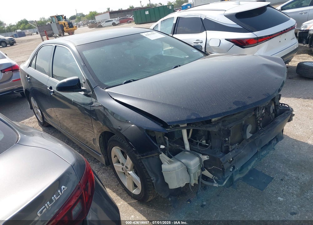 2014 TOYOTA CAMRY SE VIN: 4T1BF1FKXEU786875