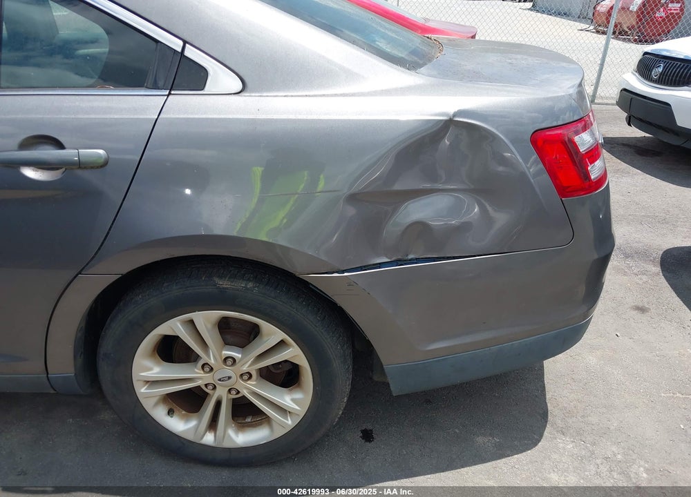 2013 FORD TAURUS VIN: 1FAHP2E80DG192127