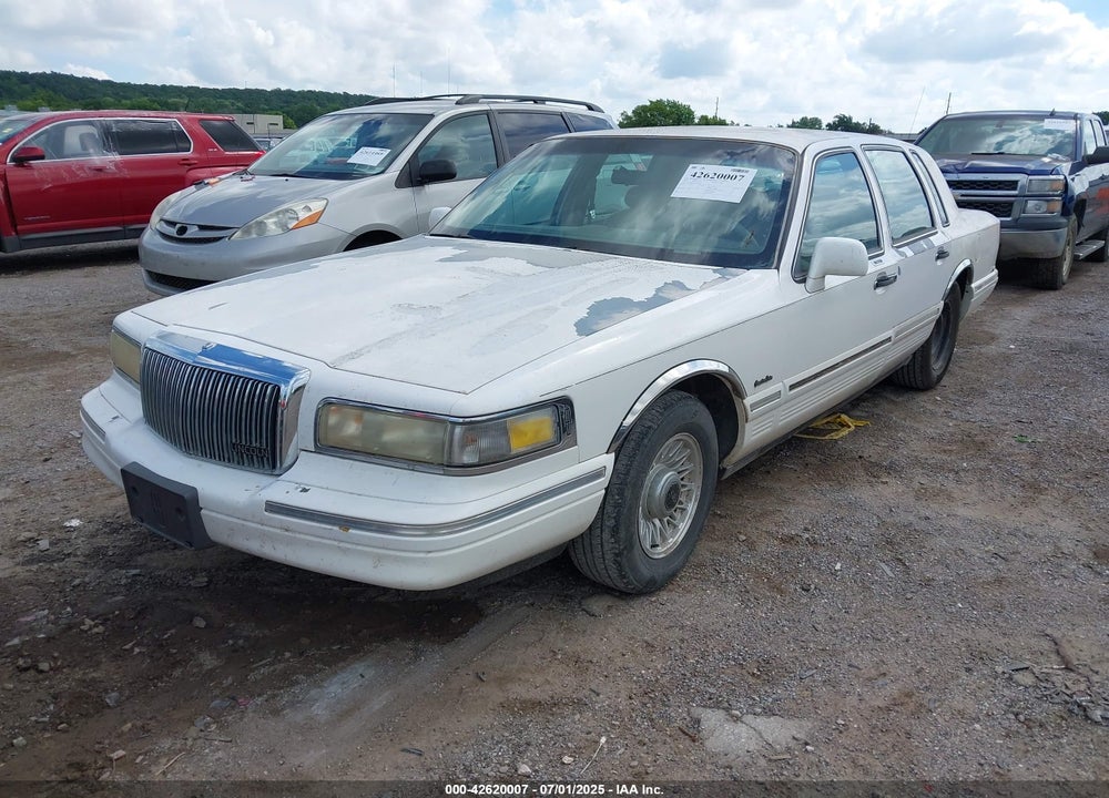 1997 LINCOLN TOWN CAR EXECUTIVE VIN: 1LNLM81W8VY622787