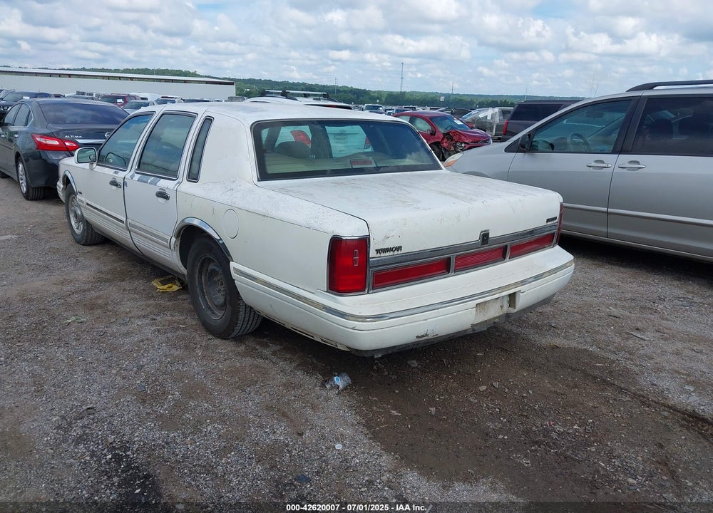 1997 LINCOLN TOWN CAR EXECUTIVE VIN: 1LNLM81W8VY622787
