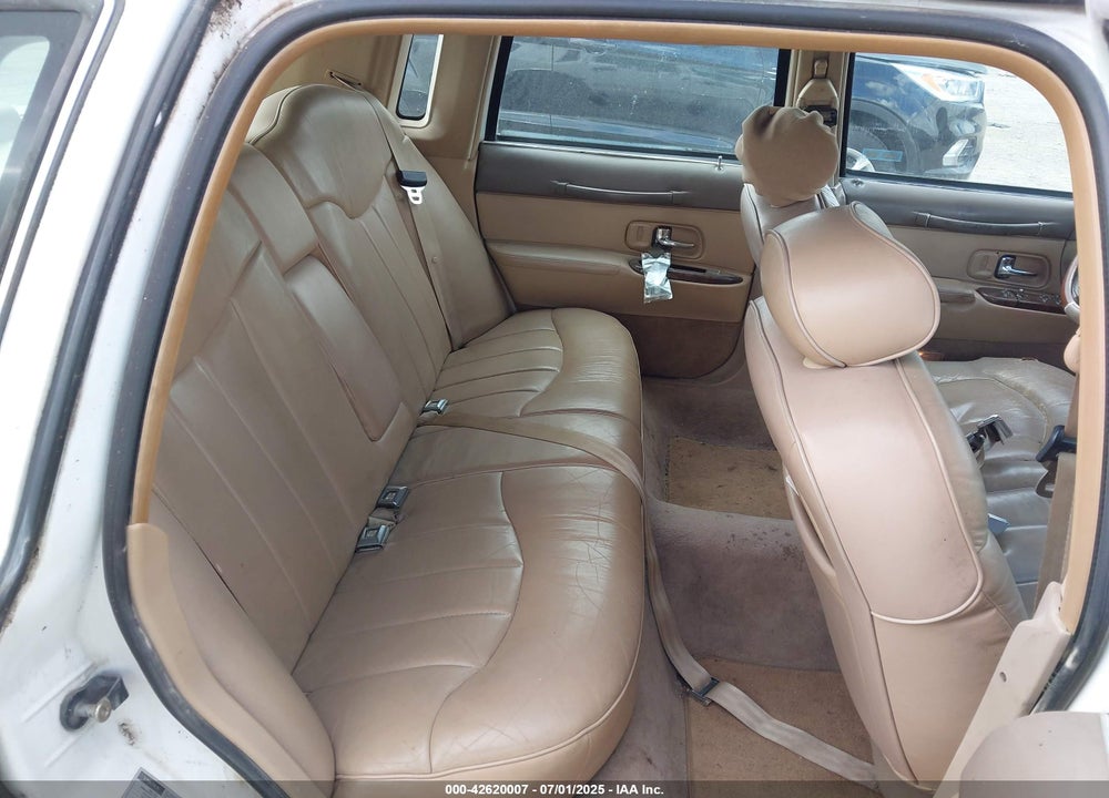 1997 LINCOLN TOWN CAR EXECUTIVE VIN: 1LNLM81W8VY622787