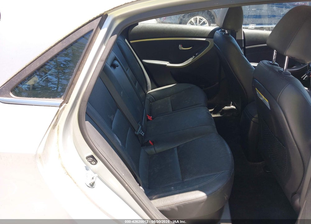 2013 HYUNDAI ELANTRA GT VIN: KMHD35LEXDU090006