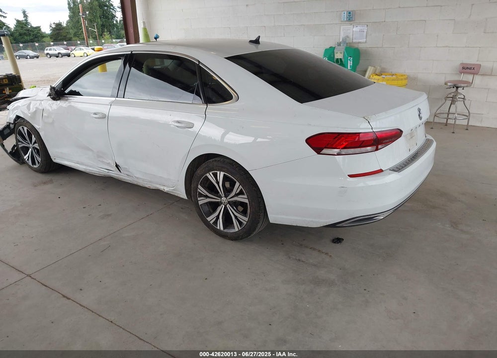 2021 VOLKSWAGEN PASSAT VIN: 1VWSA7A33MC009641