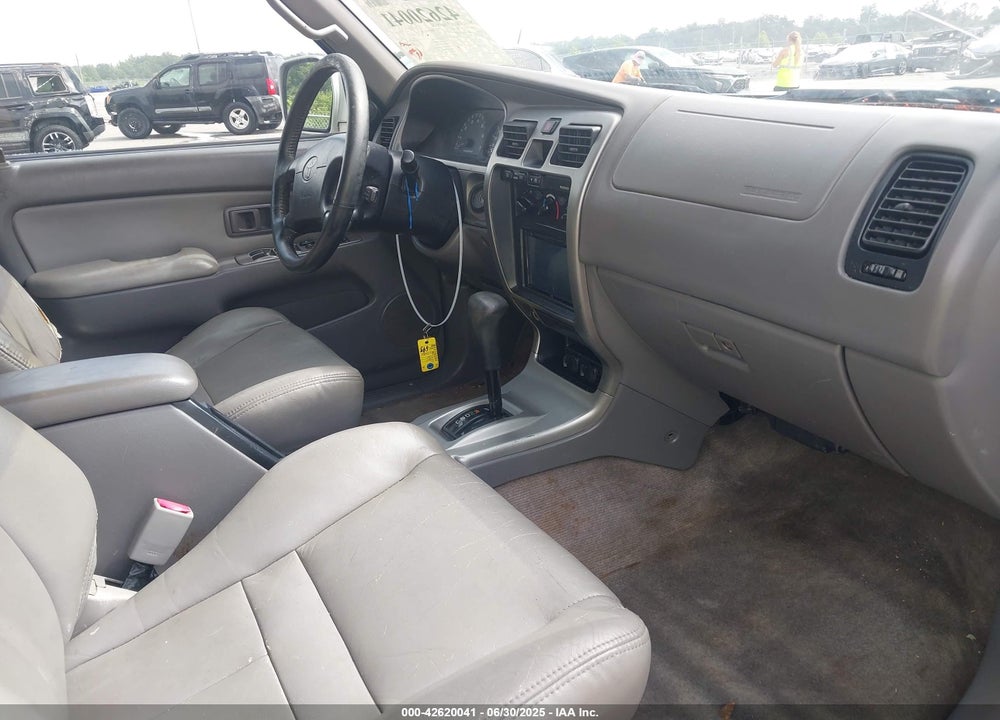 2001 TOYOTA 4RUNNER SR5 V6 VIN: JT3GN86R310203085