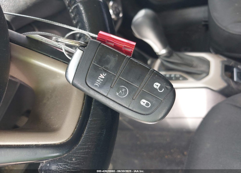 2016 JEEP RENEGADE VIN: ZACCJBBT0GPD56434