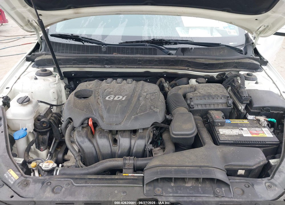 2015 KIA OPTIMA VIN: KNAGM4A70F5592644