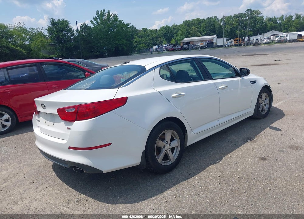 2015 KIA OPTIMA VIN: KNAGM4A70F5592644