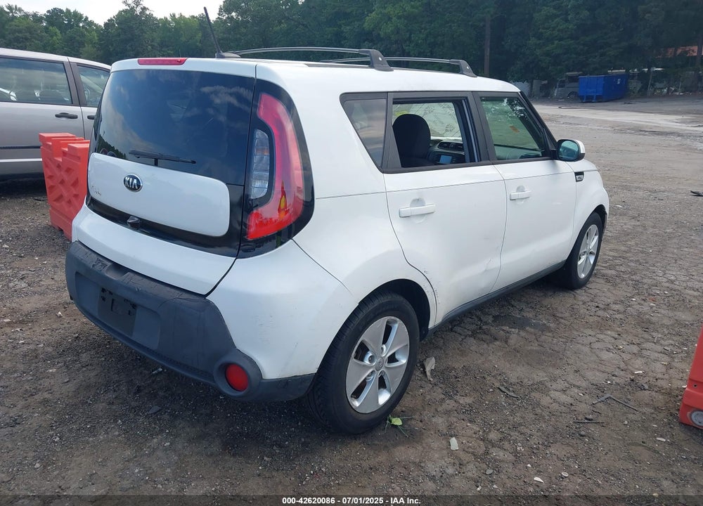 2016 KIA SOUL VIN: KNDJN2A21G7270261