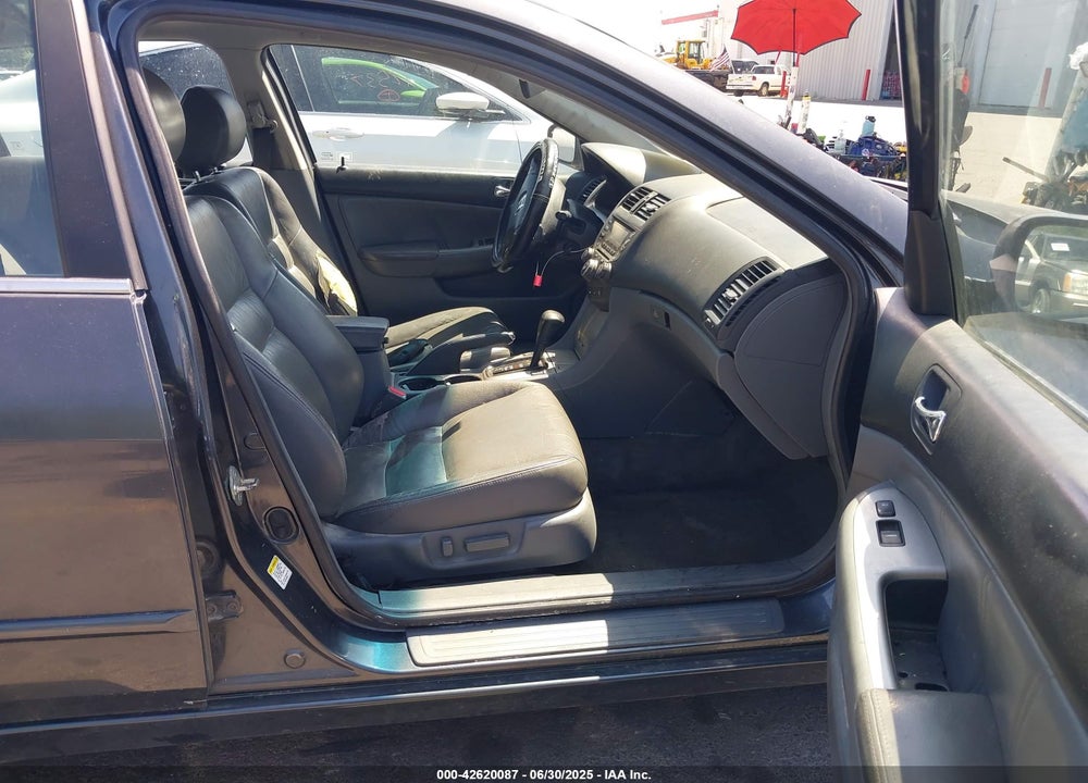 2005 HONDA ACCORD 3.0 EX VIN: 1HGCM66545A012341