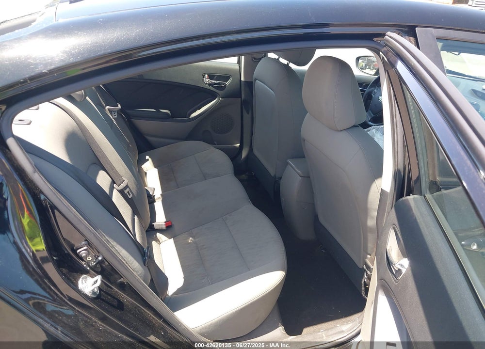 2015 KIA FORTE VIN: KNAFK4A61F5379050