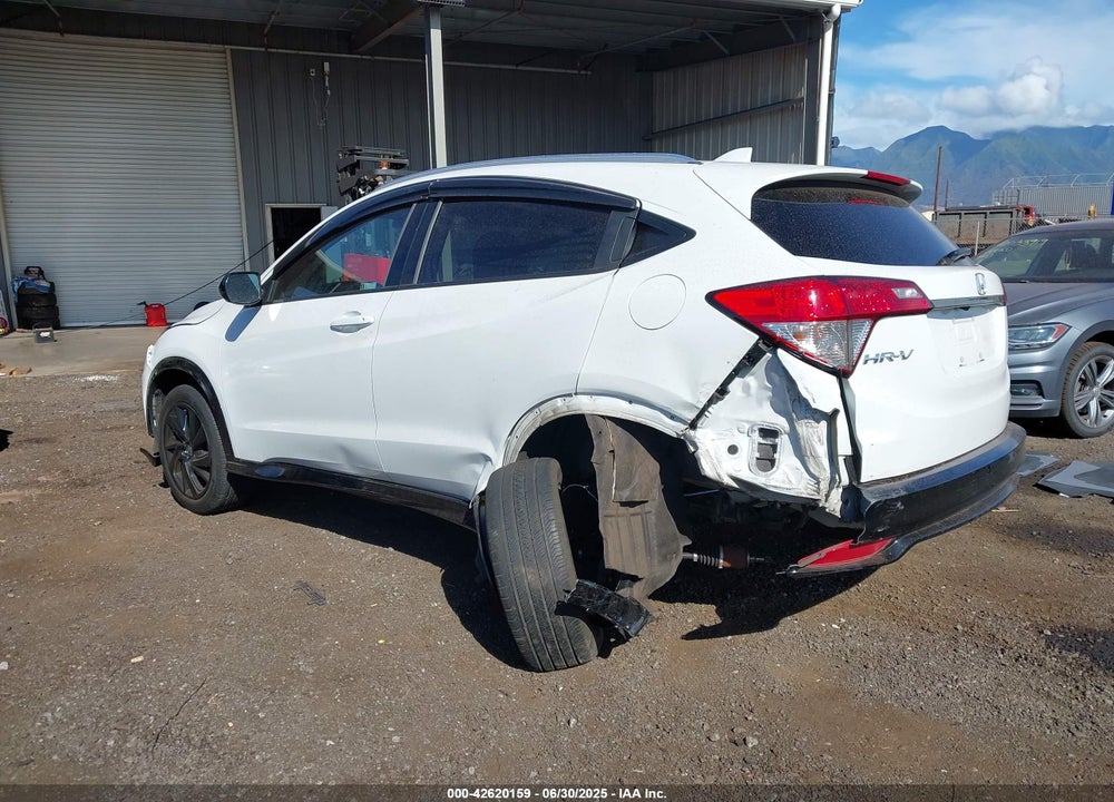 2022 HONDA HR-V VIN: 3CZRU6H19NM702151
