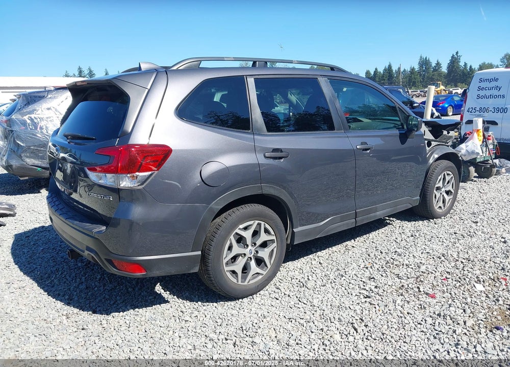 2020 SUBARU FORESTER VIN: JF2SKAJC3LH502252