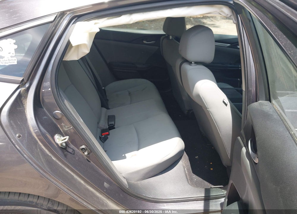 2016 HONDA CIVIC VIN: 19XFC2F5XGE026431