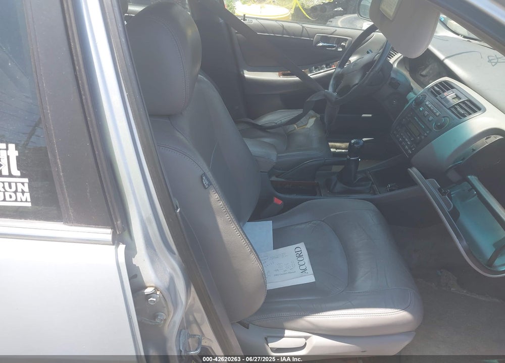 2002 HONDA ACCORD 2.3 EX VIN: 1HGCG65842A036931