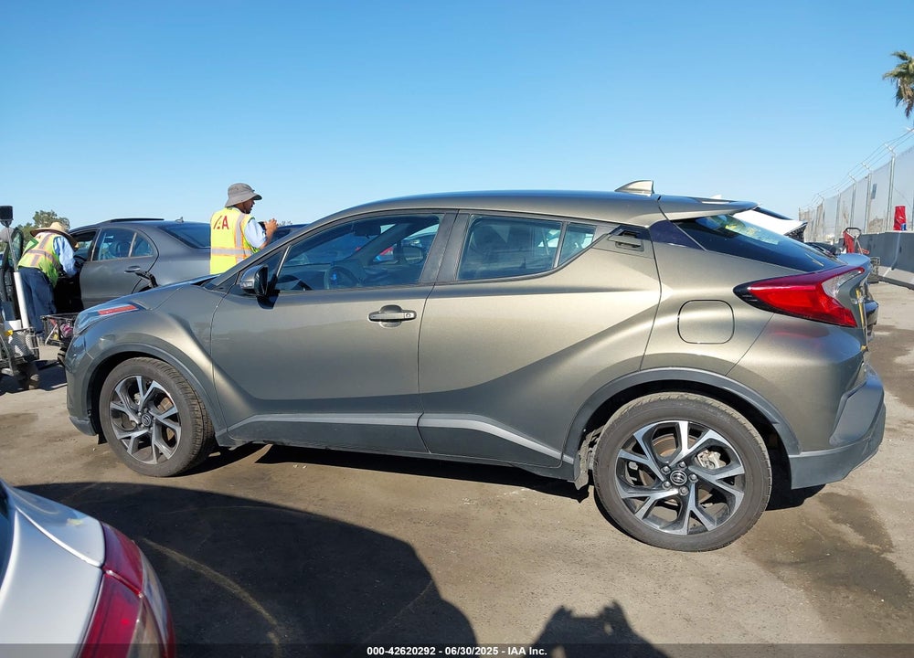 2021 TOYOTA C-HR VIN: NMTKHMBX9MR129780