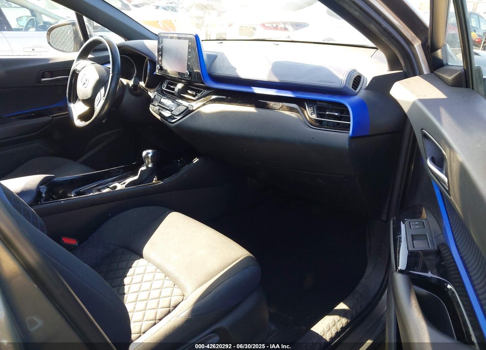 2021 TOYOTA C-HR VIN: NMTKHMBX9MR129780