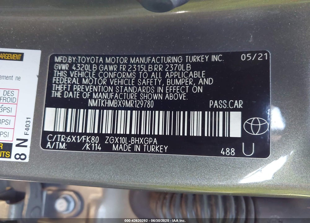 2021 TOYOTA C-HR VIN: NMTKHMBX9MR129780