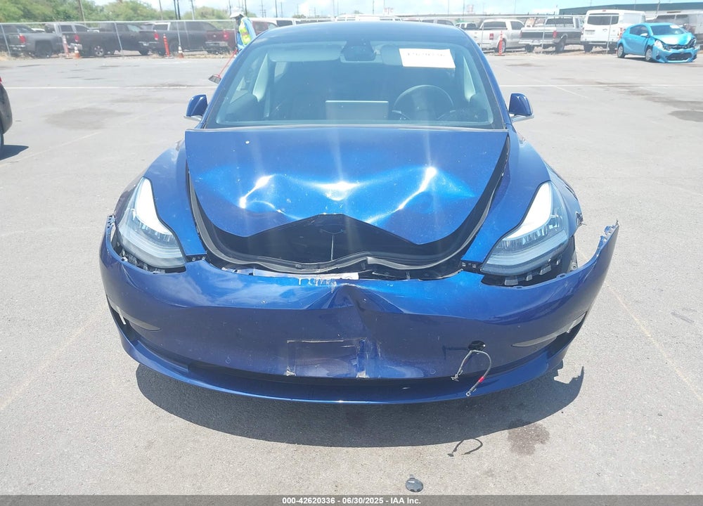 2018 TESLA MODEL 3 VIN: 5YJ3E1EA8JF125014