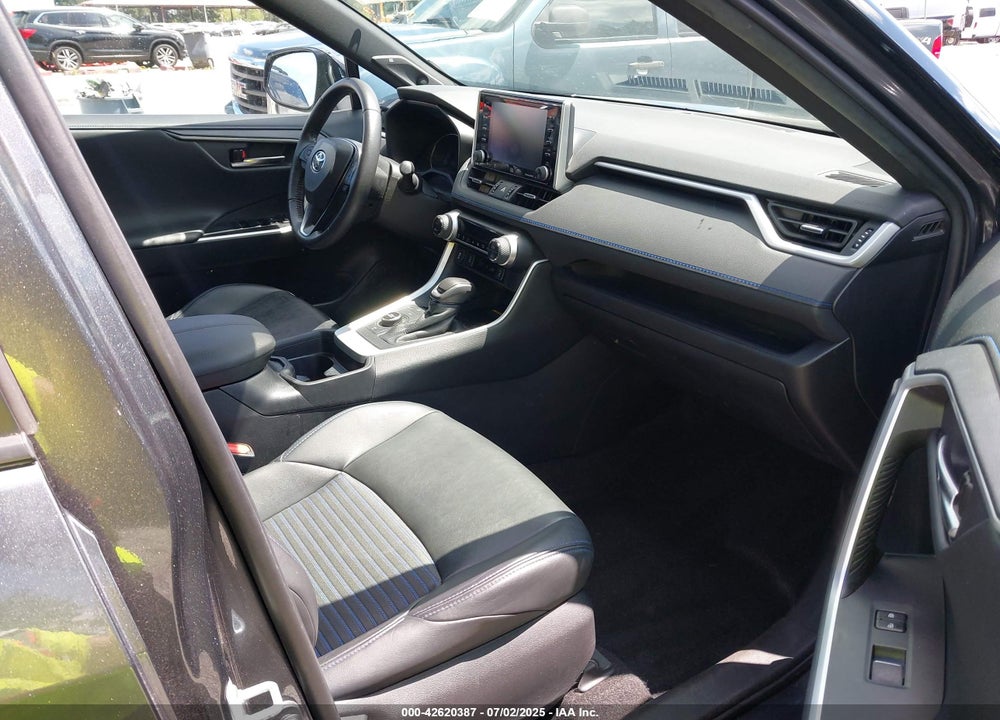 2021 TOYOTA RAV4 HYBRID VIN: 4T3E6RFV2MU029187