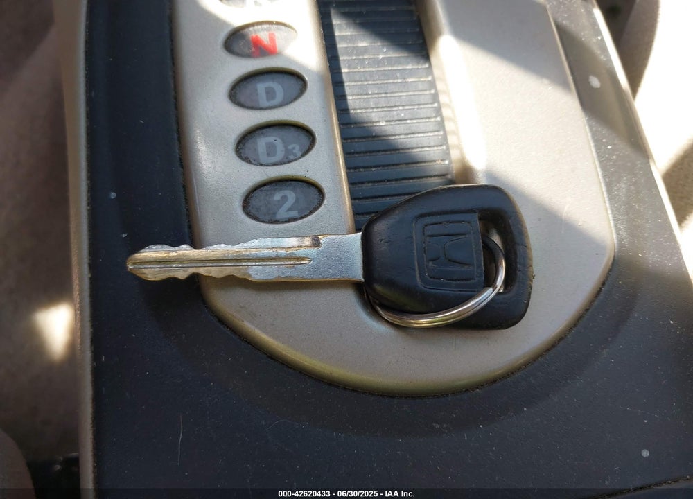2001 HONDA CIVIC LX VIN: 2HGES165X1H618174