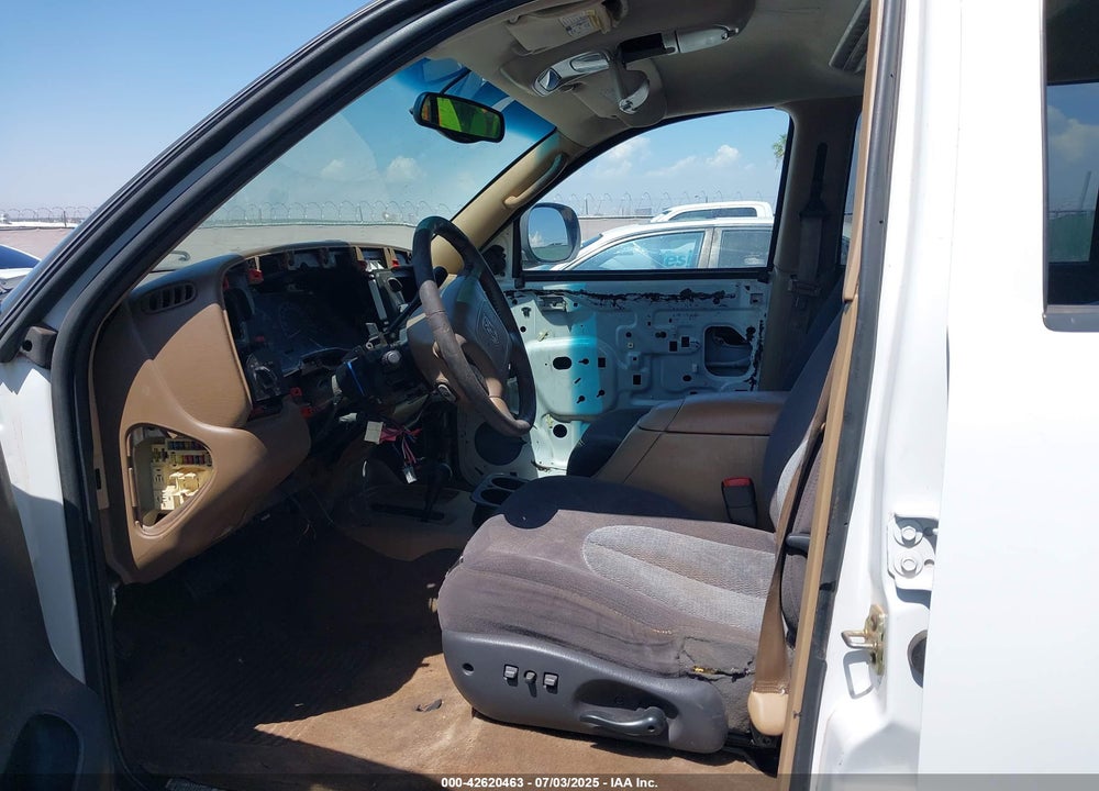 2000 DODGE DURANGO VIN: 1B4HS28N2YF237569