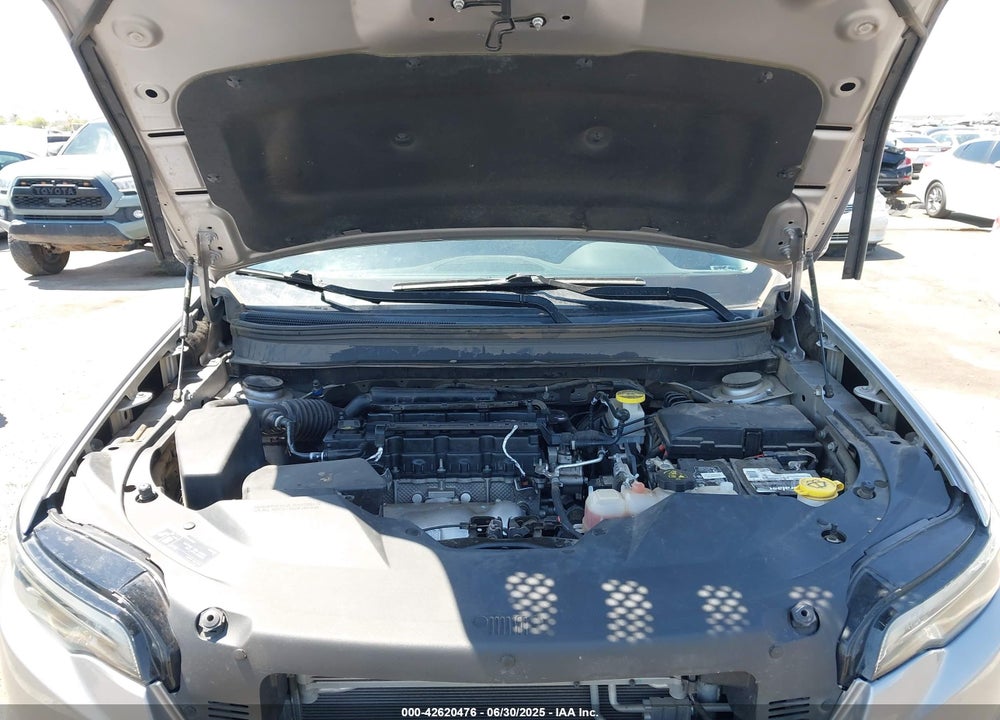 2019 JEEP CHEROKEE VIN: 1C4PJLDB2KD443531
