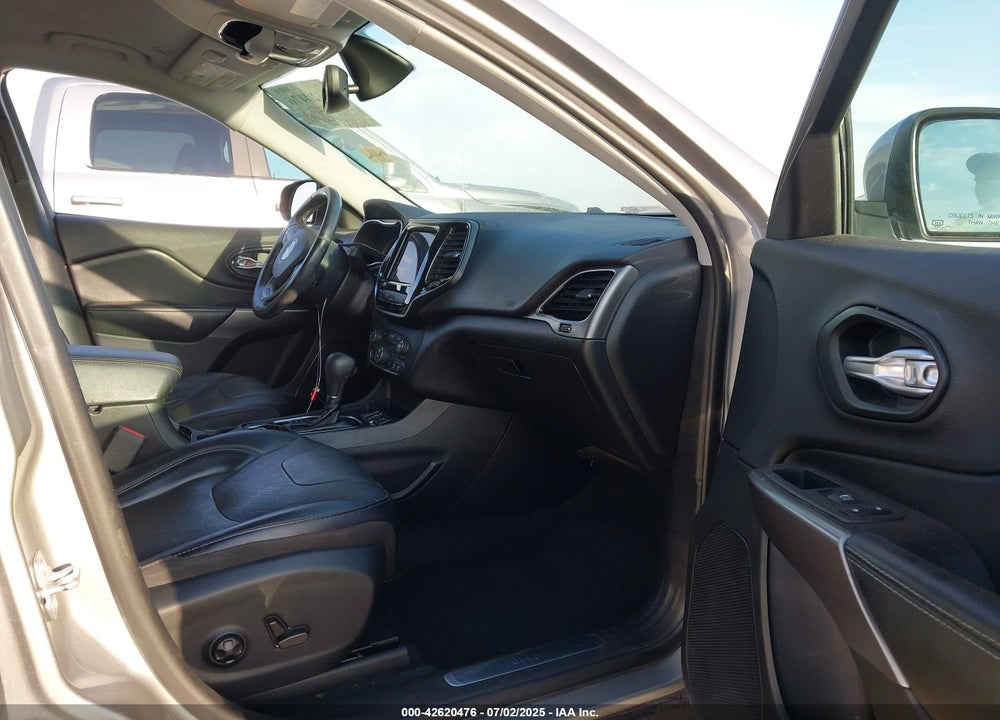 2019 JEEP CHEROKEE VIN: 1C4PJLDB2KD443531
