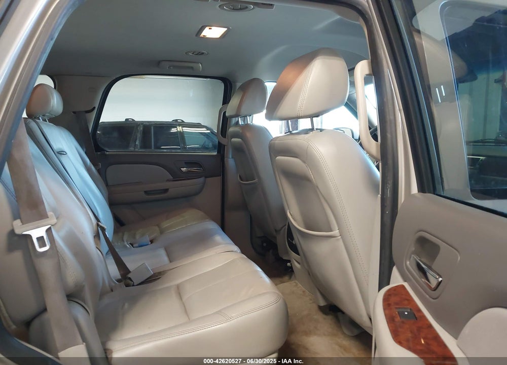 2007 CHEVROLET TAHOE LT VIN: 1GNFK13077R224756
