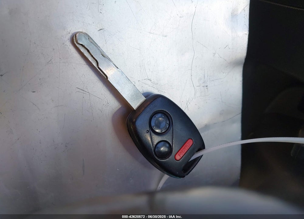 2008 HONDA FIT VIN: JHMGD37608S060261