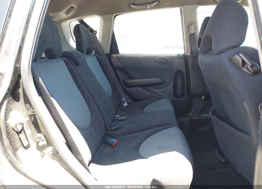 2008 HONDA FIT VIN: JHMGD37608S060261