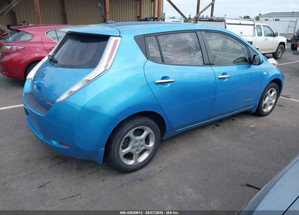 2011 NISSAN LEAF SL VIN: JN1AZ0CP0BT004959