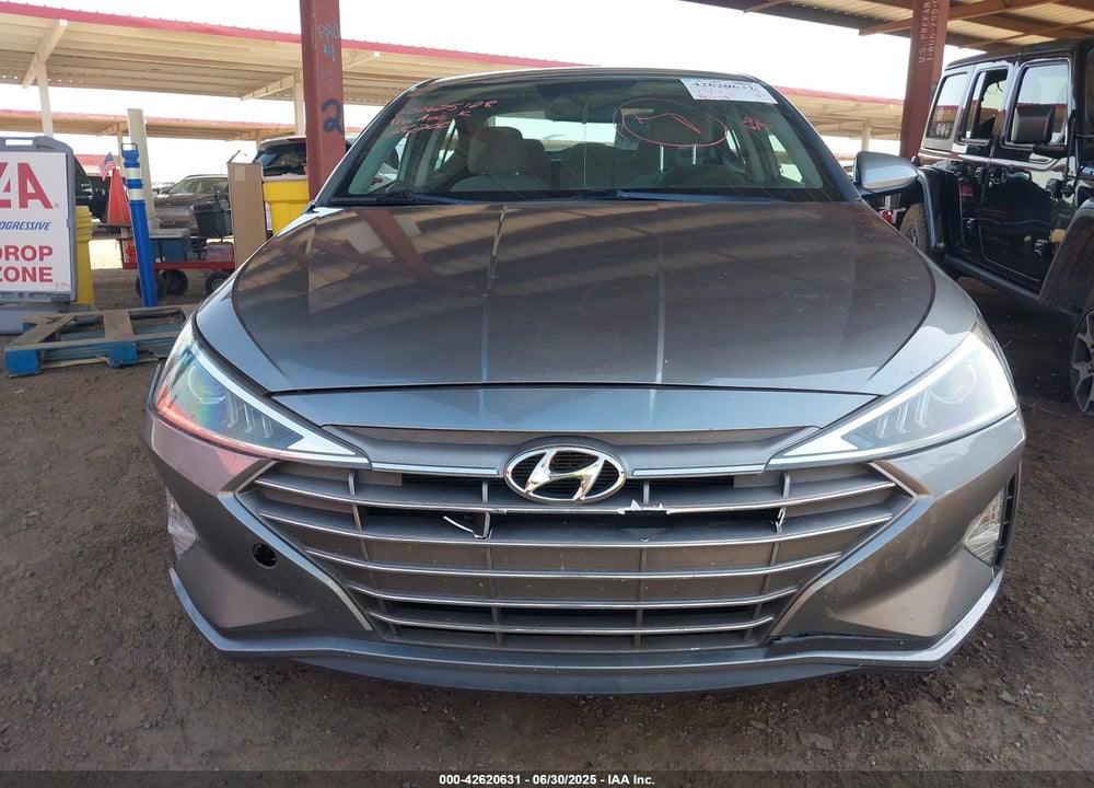 2019 HYUNDAI ELANTRA VIN: KMHD84LFXKU743404