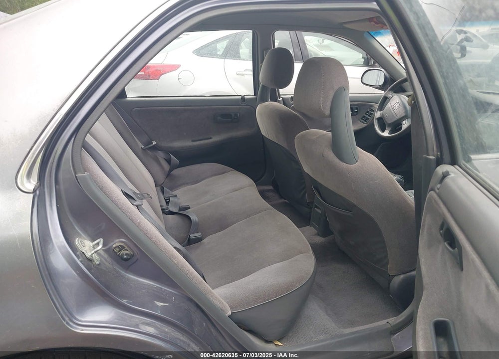 1994 HONDA CIVIC LX VIN: JHMEG8657RS006767