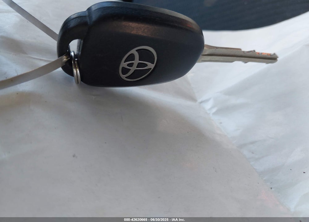 2014 TOYOTA RAV4 VIN: 2T3ZFREV9EW101426