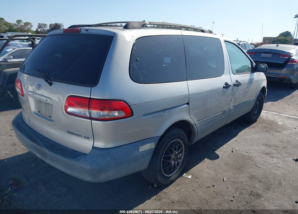 2002 TOYOTA SIENNA CE VIN: 4T3ZF19C72U470601