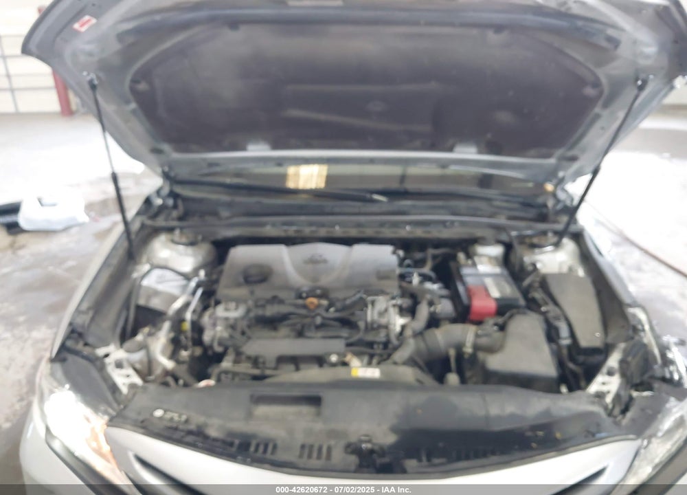 2019 TOYOTA CAMRY SE VIN: 4T1B11HK5KU748185