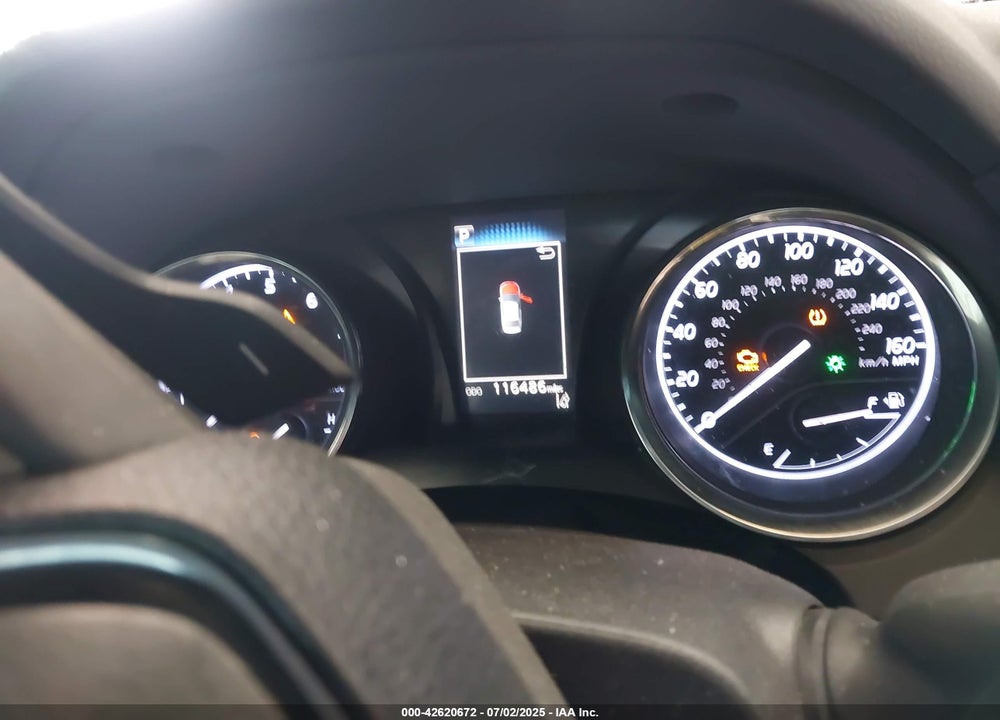 2019 TOYOTA CAMRY SE VIN: 4T1B11HK5KU748185