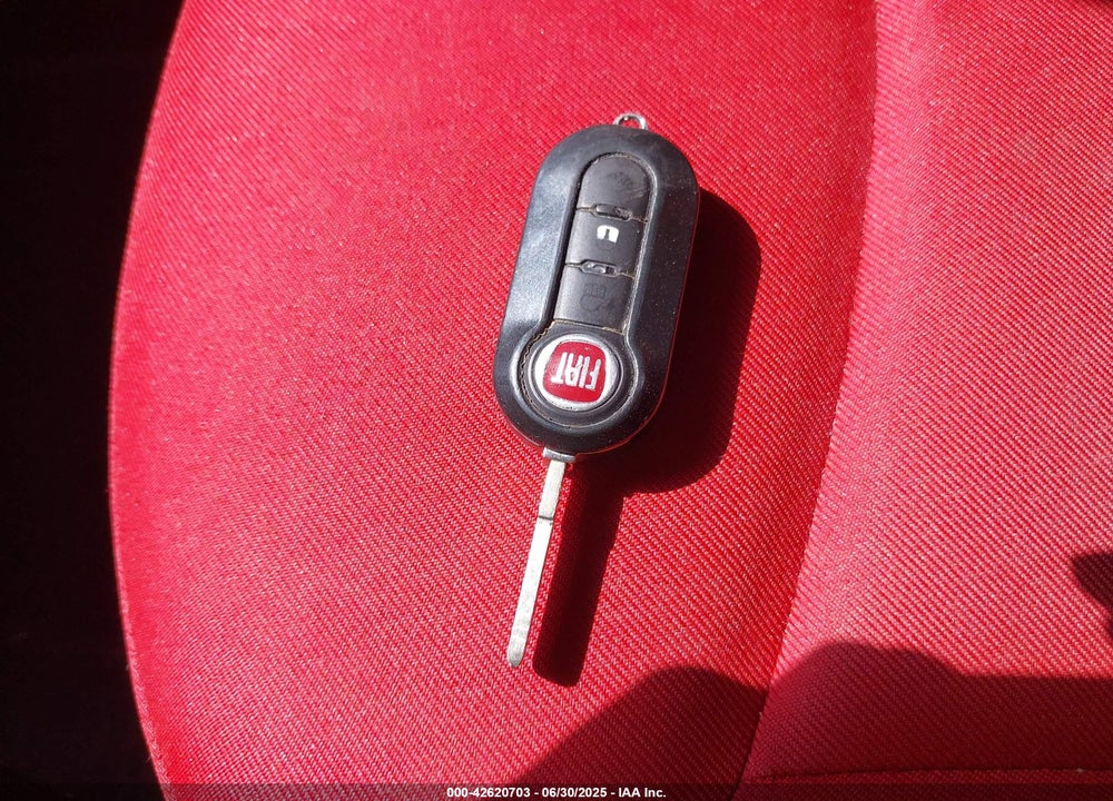 2013 FIAT 500 VIN: 3C3CFFAR6DT752830