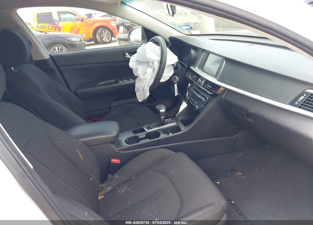 2020 KIA OPTIMA VIN: 5XXGT4L31LG385624