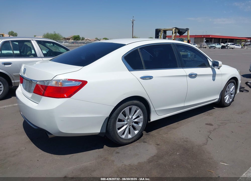 2014 HONDA ACCORD VIN: 1HGCR2F7XEA016194