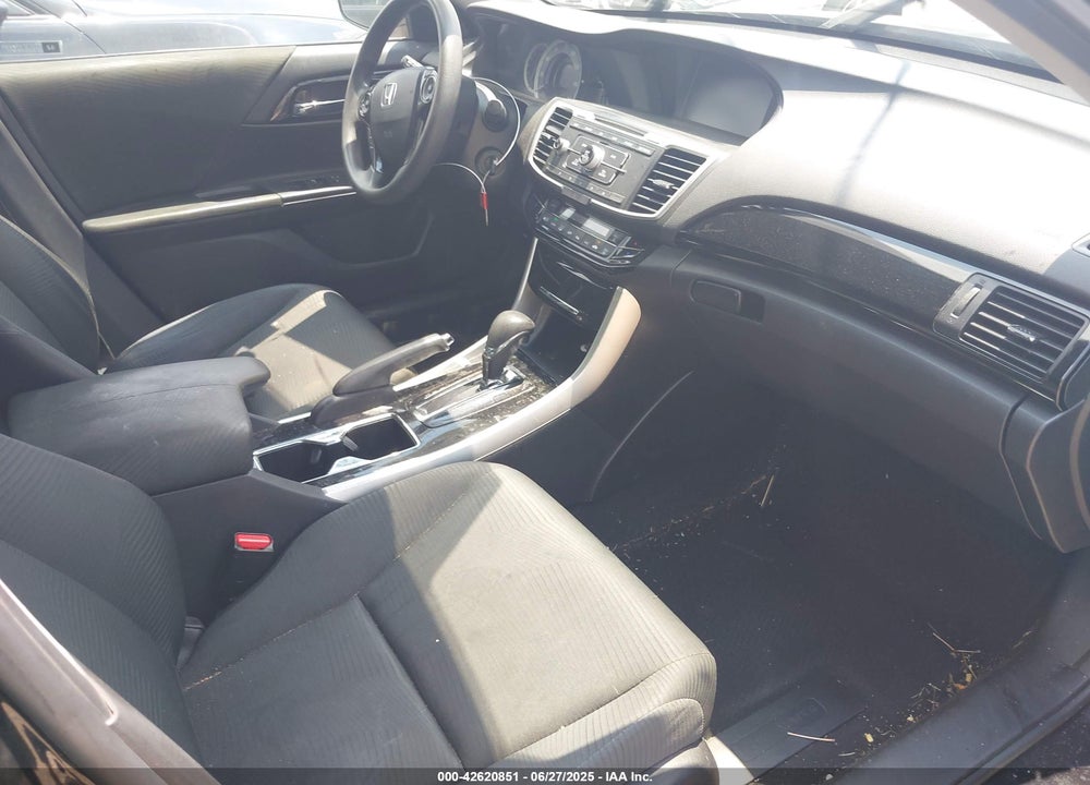 2017 HONDA ACCORD VIN: 1HGCR2F34HA075162